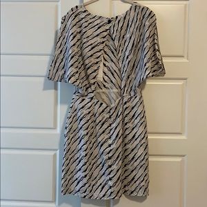 Bcbg open back white and black minidress